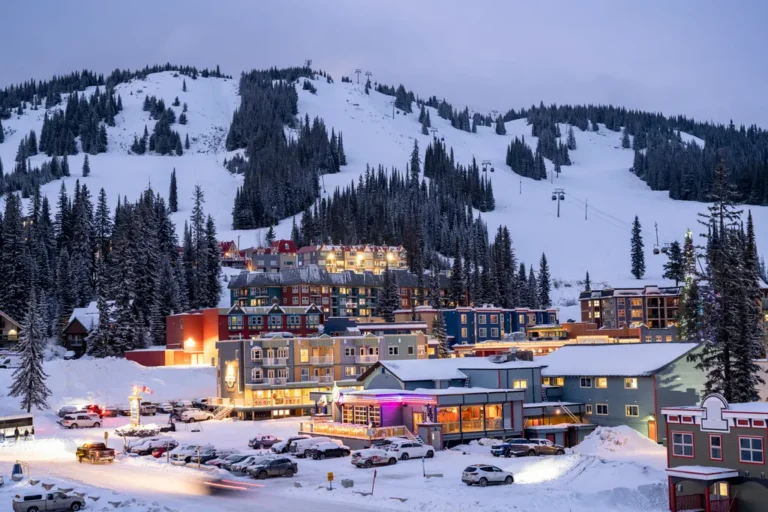 American Ski Lifestyle Destinations: The Definitive Editorial Guide