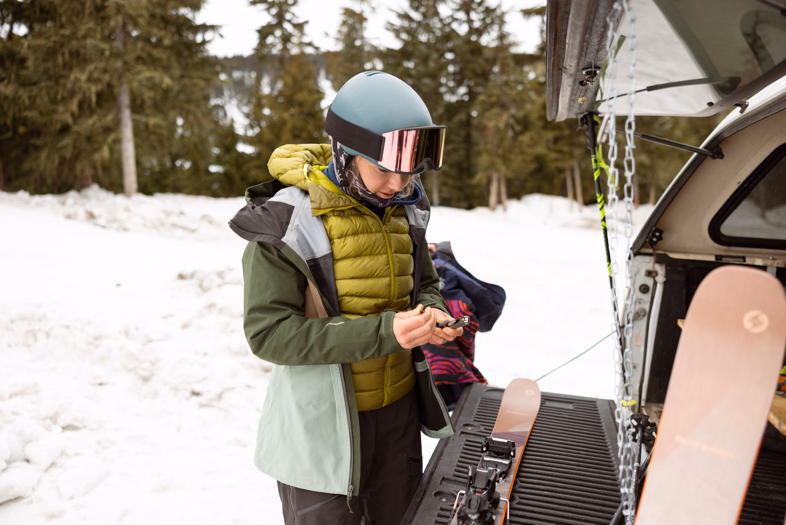 How to Reduce Ski Clothing Wear: The Definitive Editorial Guide